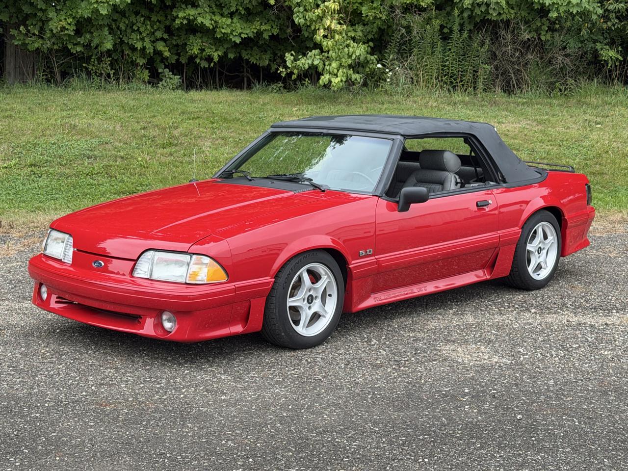 1989 Ford Mustang Convertible GT