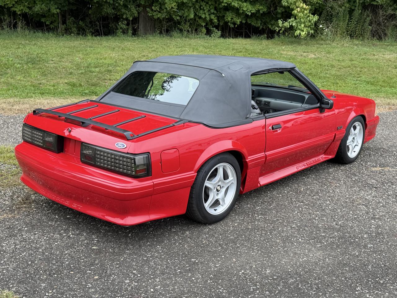 Ford Mustang  1989