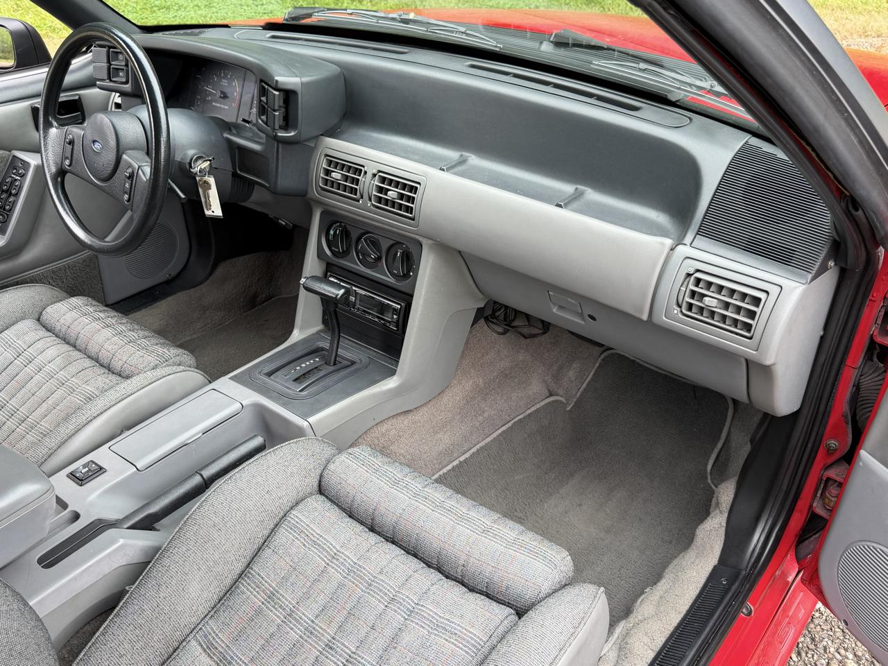 Ford Mustang  1989