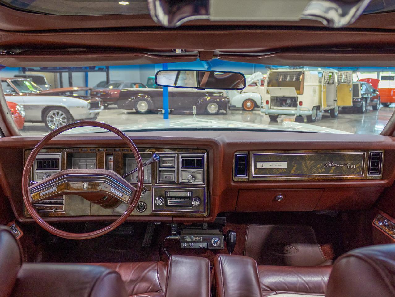 Lincoln Mark V  1977
