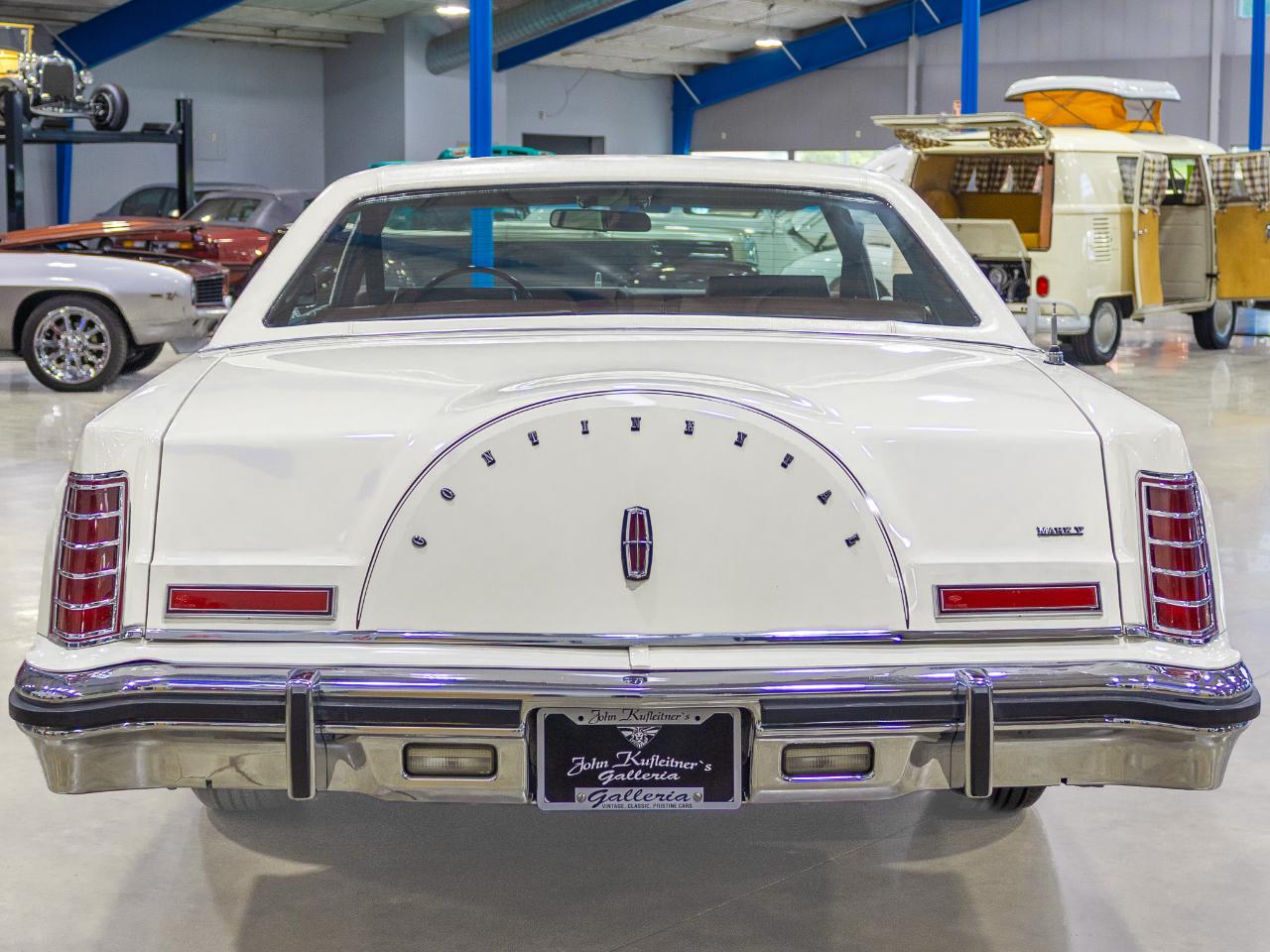 Lincoln Mark V  1977