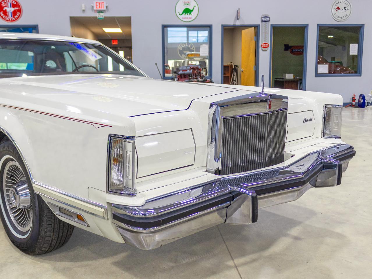Lincoln Mark V  1977