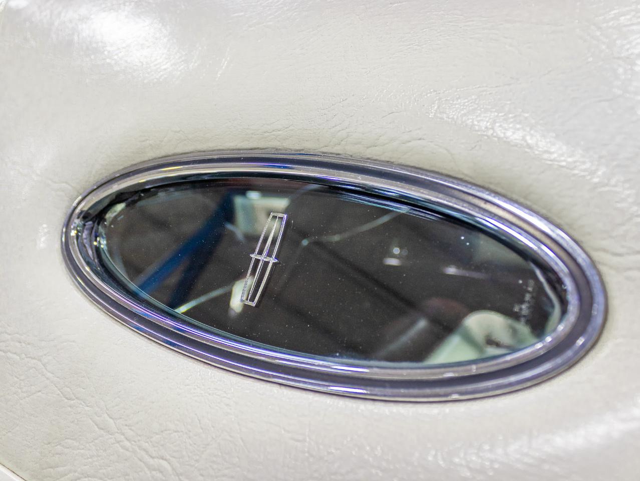 Lincoln Mark V  1977