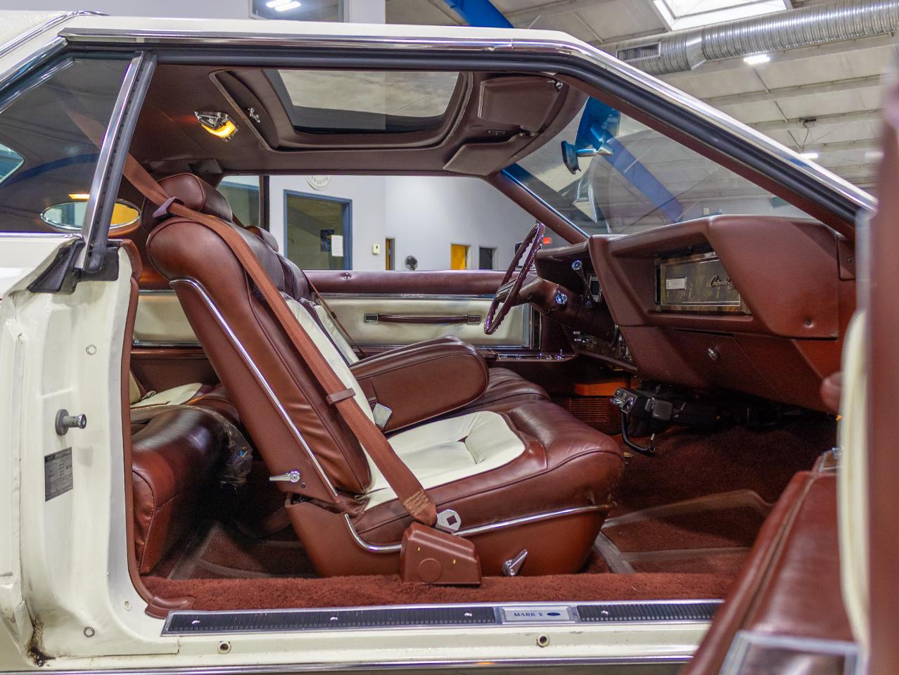 Lincoln Mark V  1977