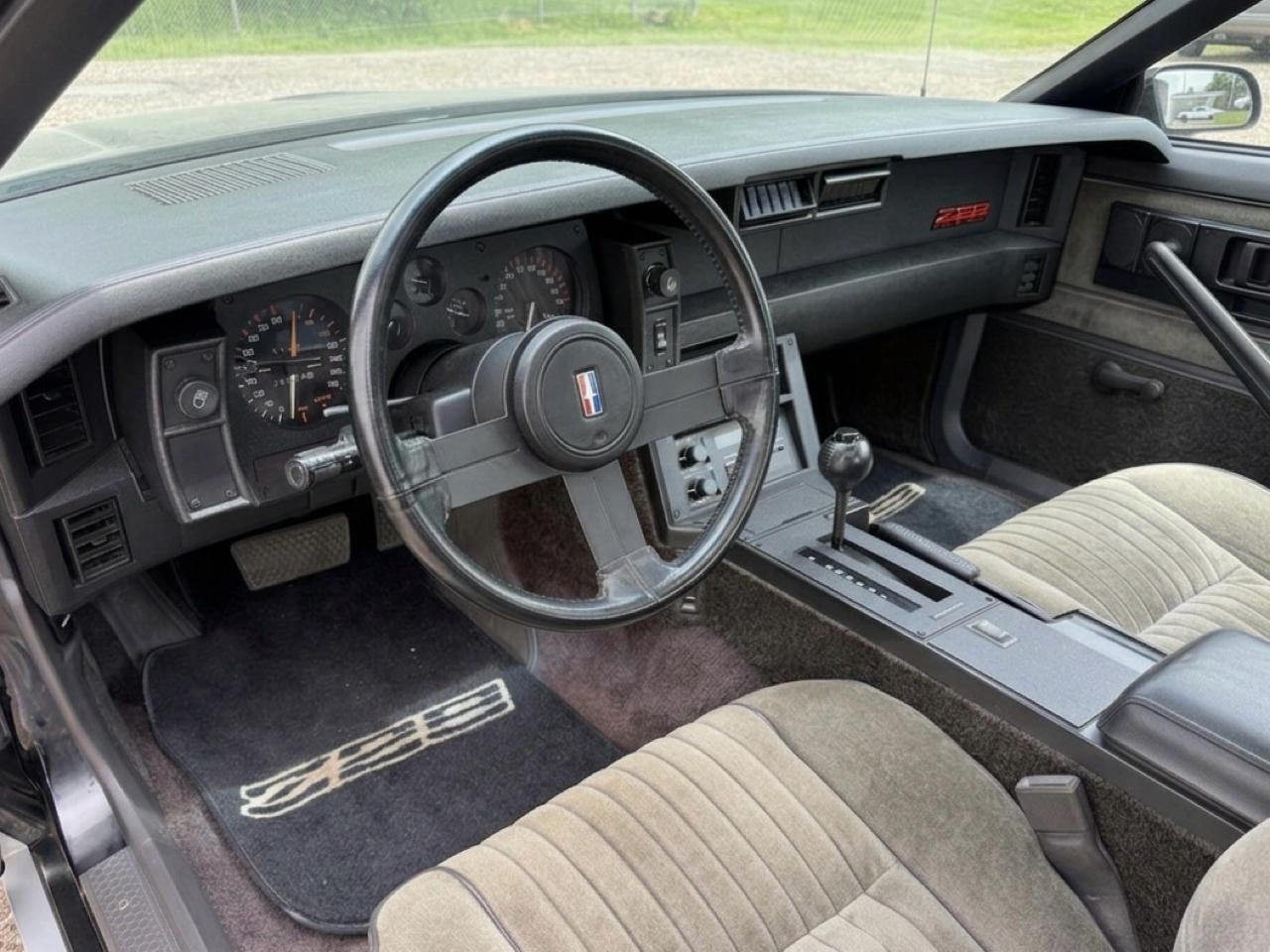 Chevrolet Camaro Z28 1983