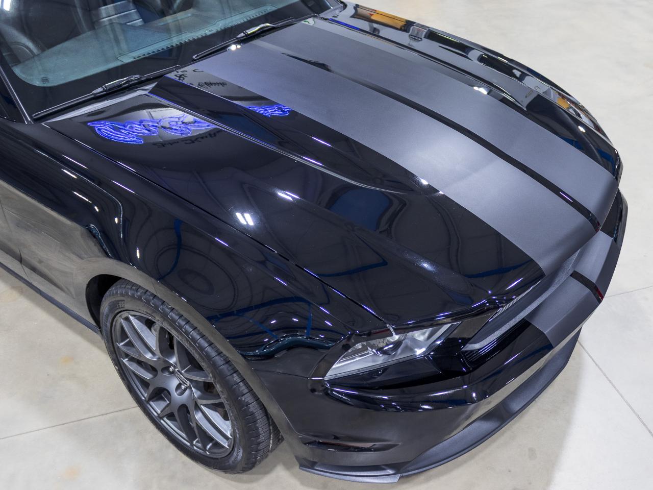 Ford Mustang  2011