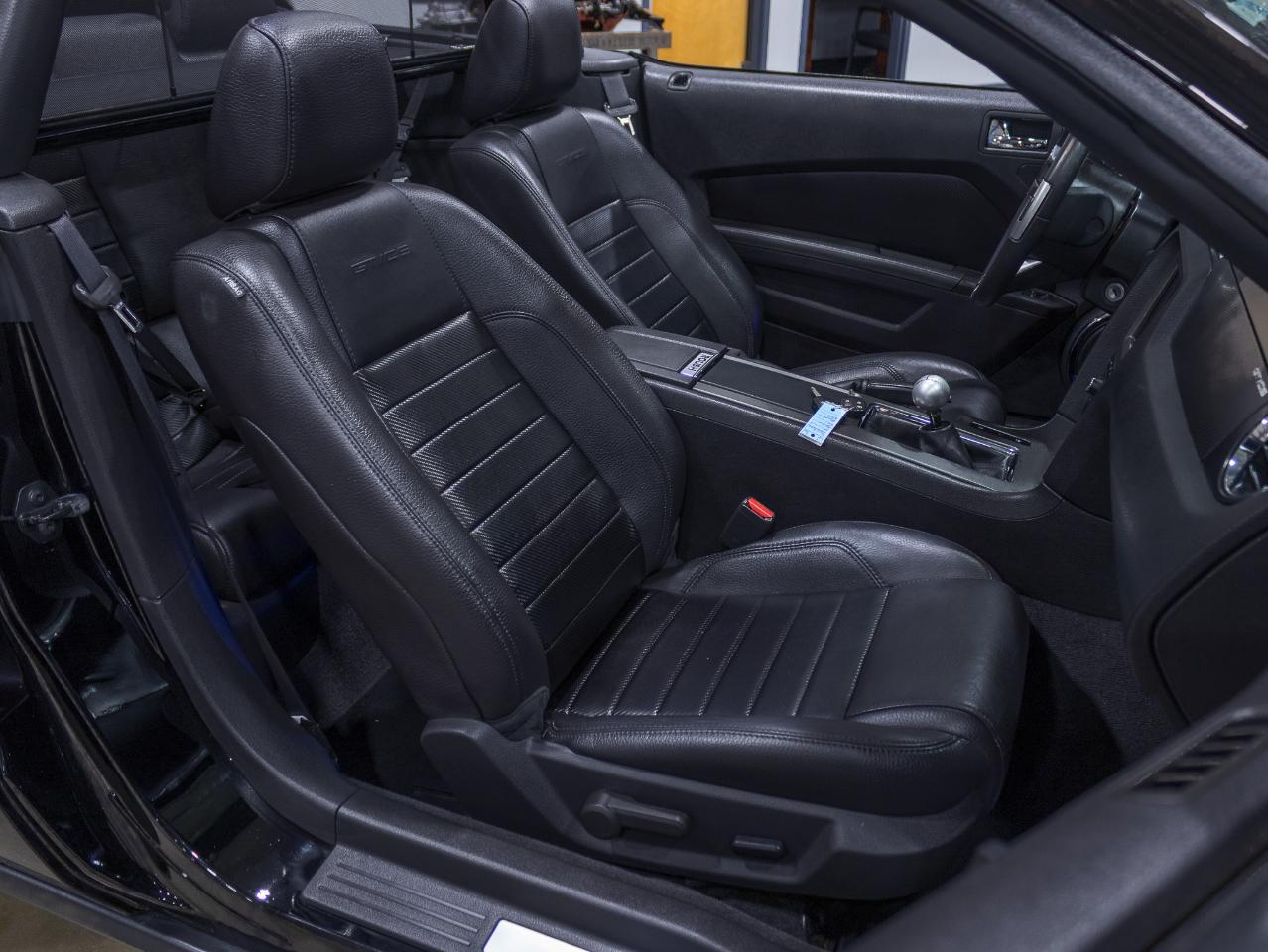 Ford Mustang  2011