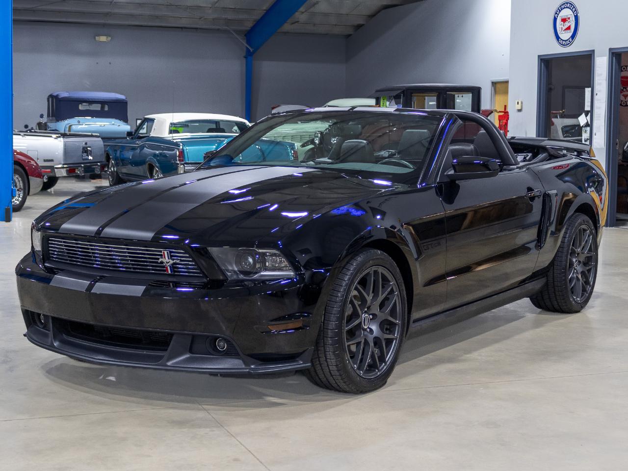 Ford Mustang  2011