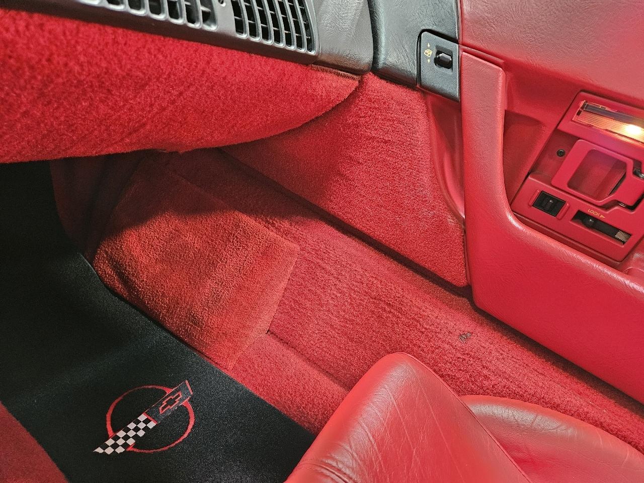 Chevrolet Corvette Stingray  1992