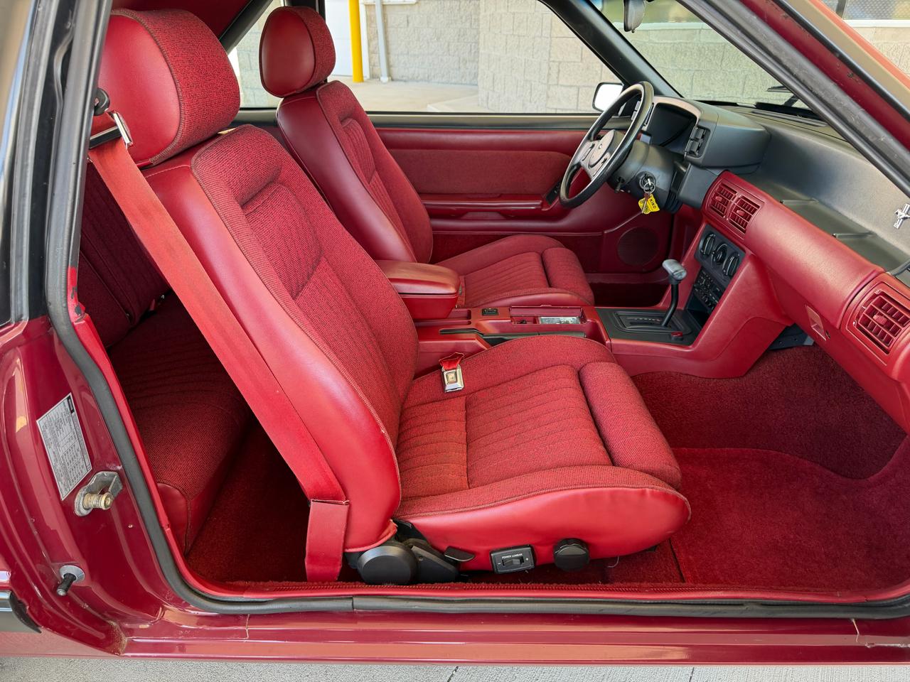 Ford Mustang LX 5.0L hatchback 1989