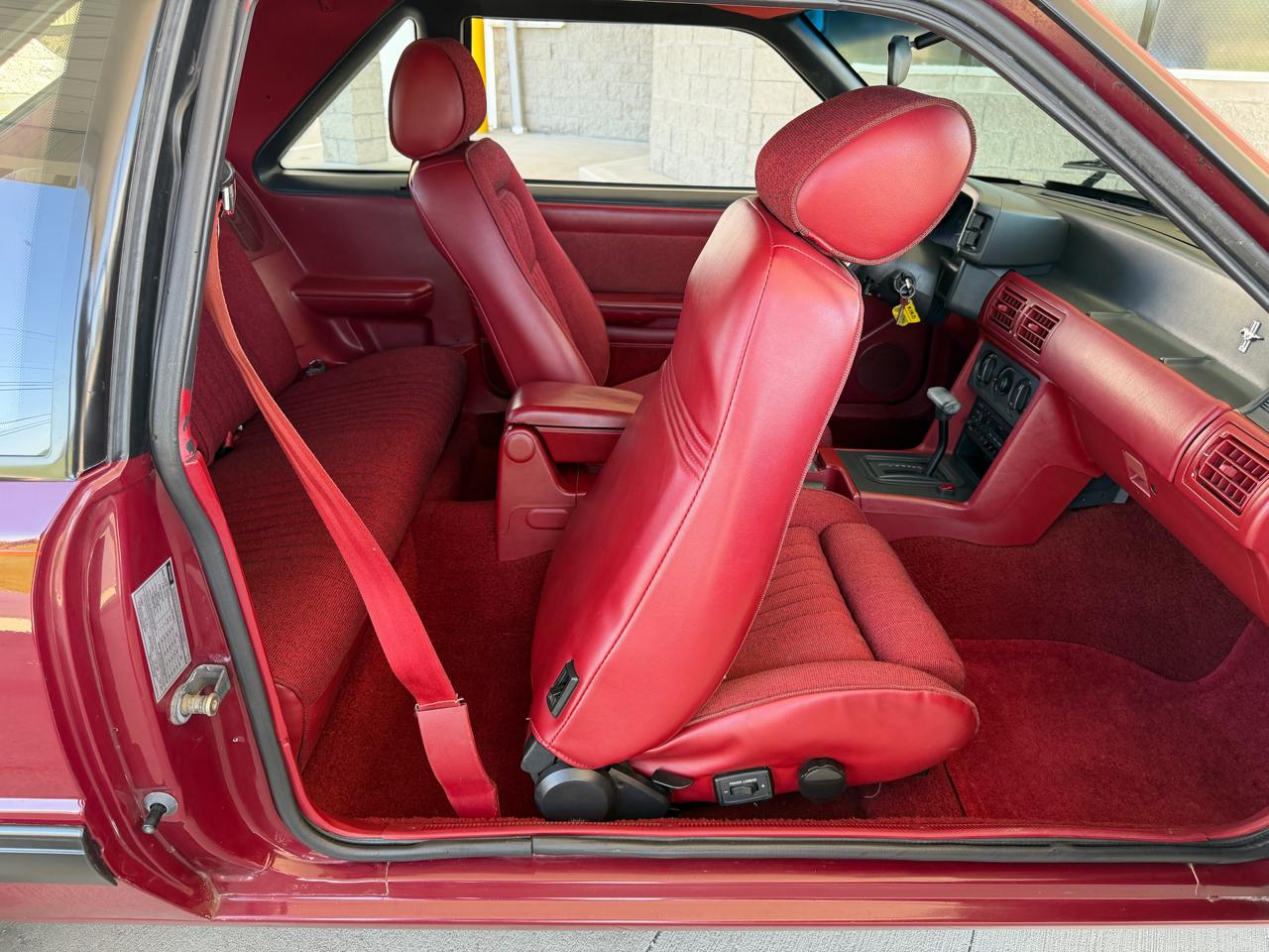 Ford Mustang LX 5.0L hatchback 1989