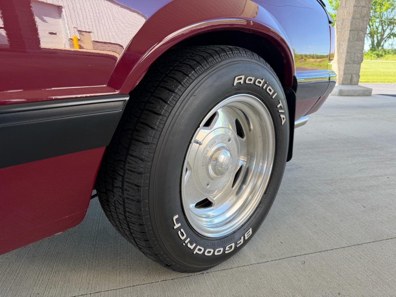 Ford Mustang LX 5.0L hatchback 1989