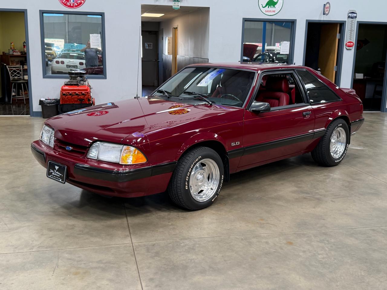 Ford Mustang LX 5.0L hatchback 1989