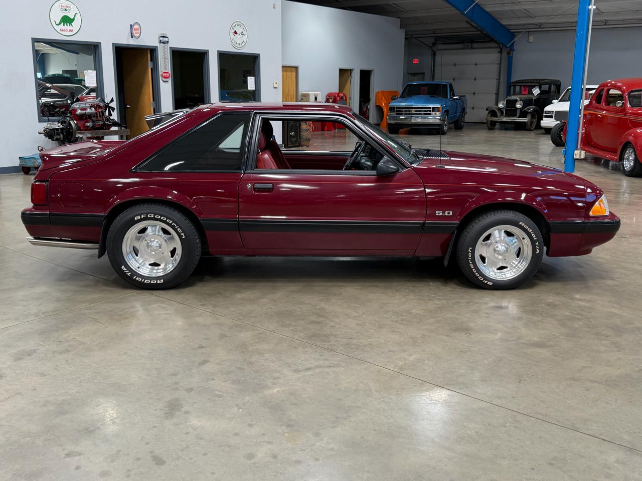 Ford Mustang LX 5.0L hatchback 1989