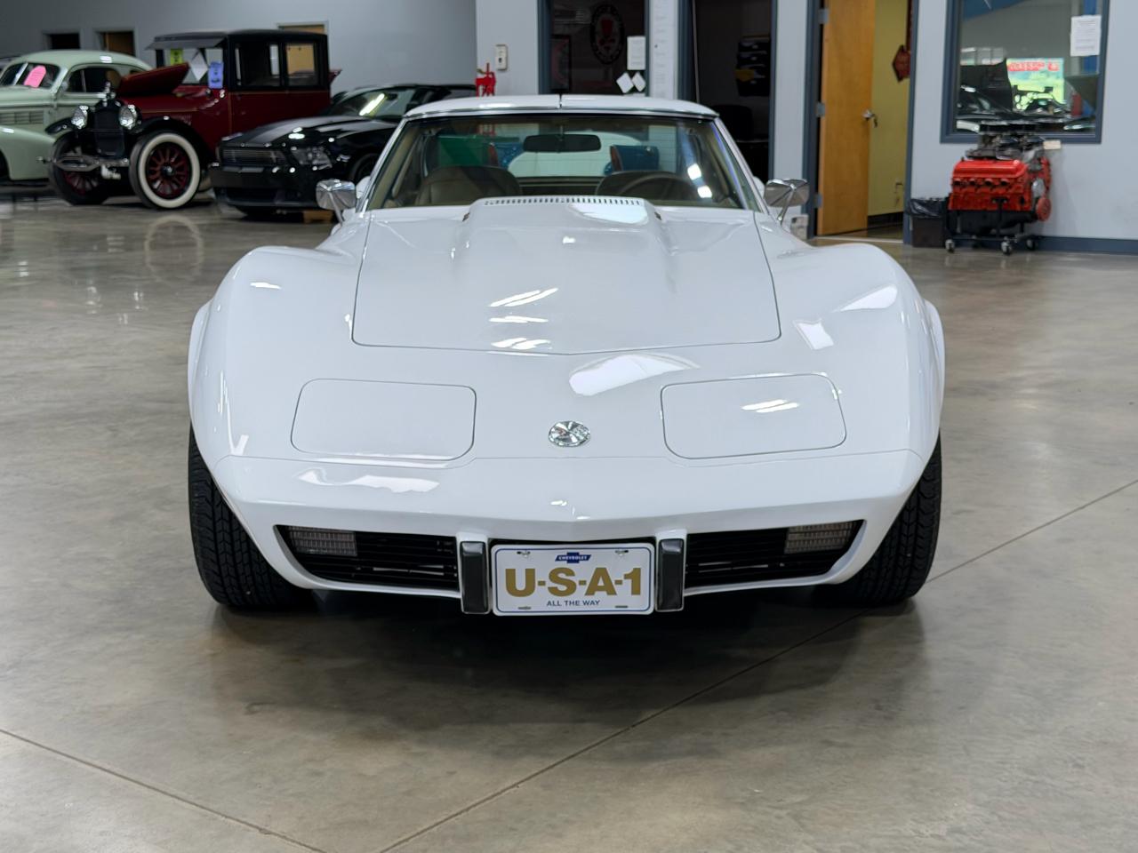 Chevrolet Corvette  1976