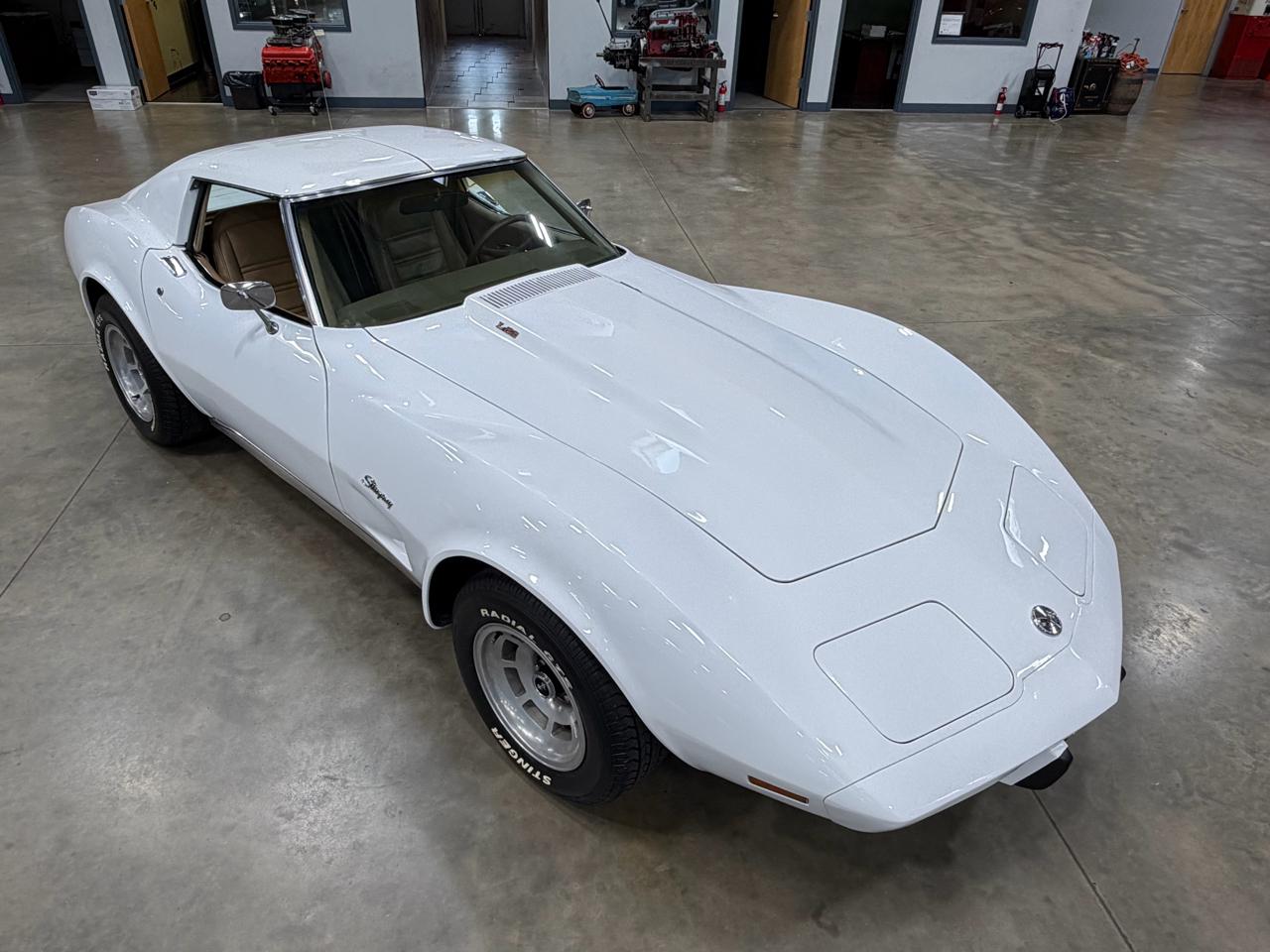Chevrolet Corvette  1976