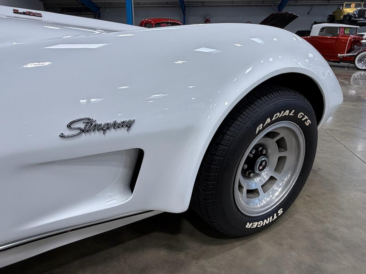 Chevrolet Corvette  1976