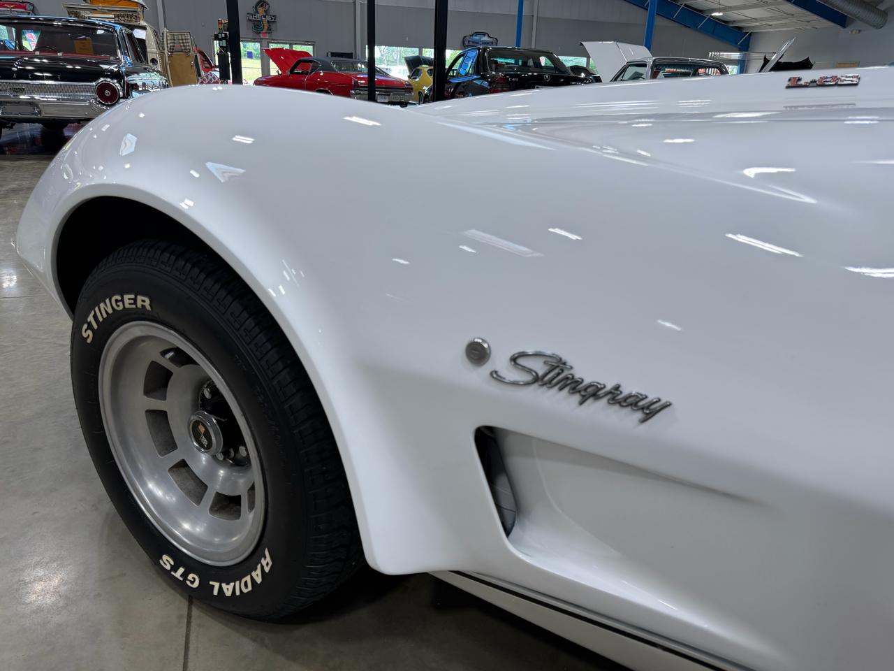 Chevrolet Corvette  1976