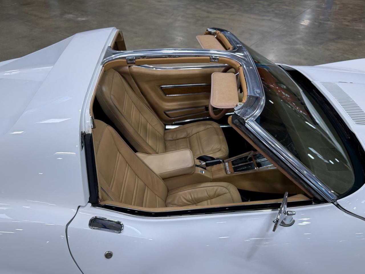 Chevrolet Corvette  1976