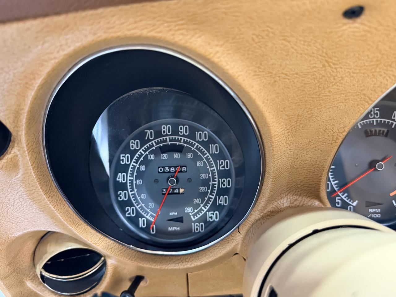 Chevrolet Corvette  1976