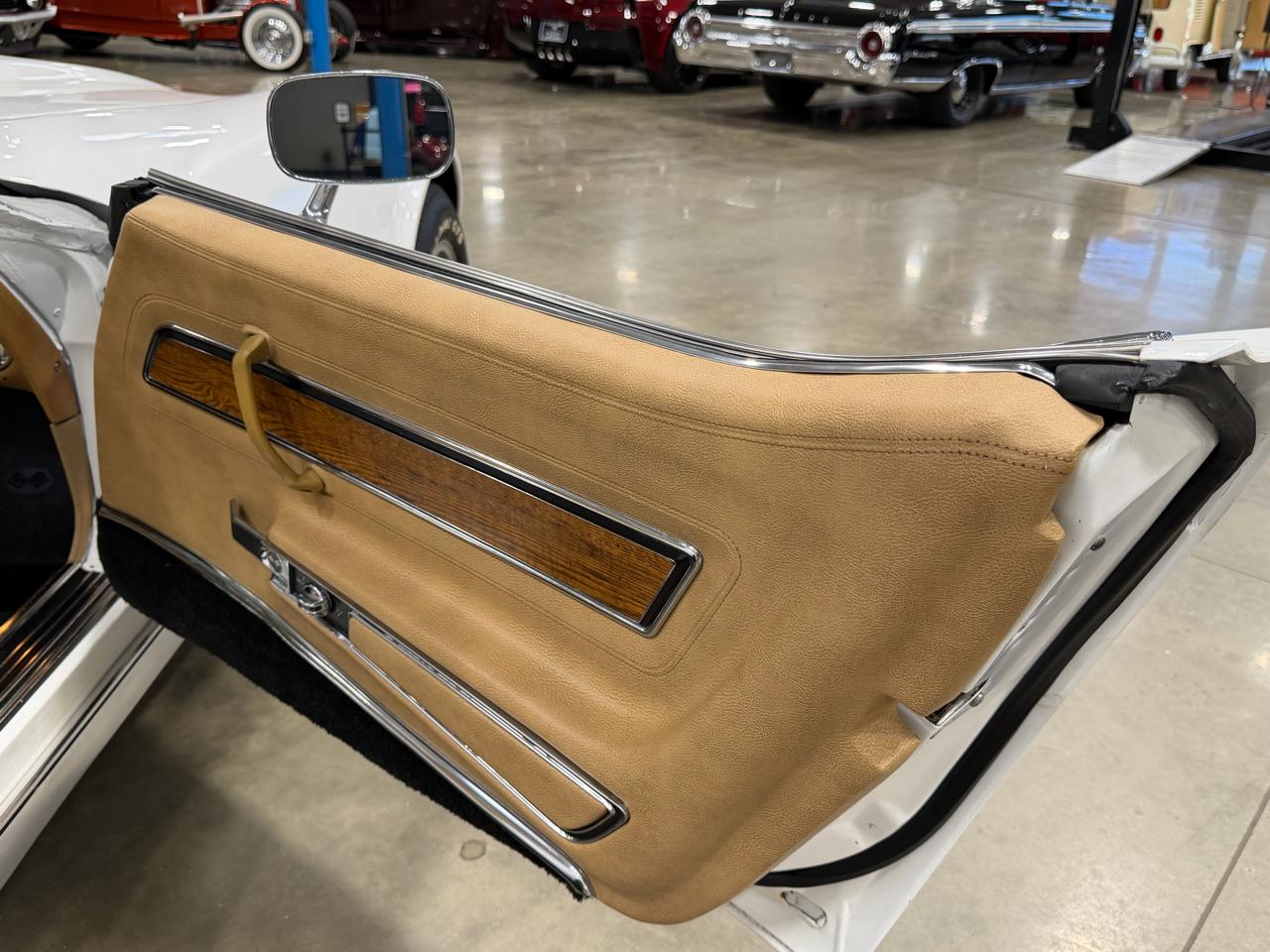 Chevrolet Corvette  1976