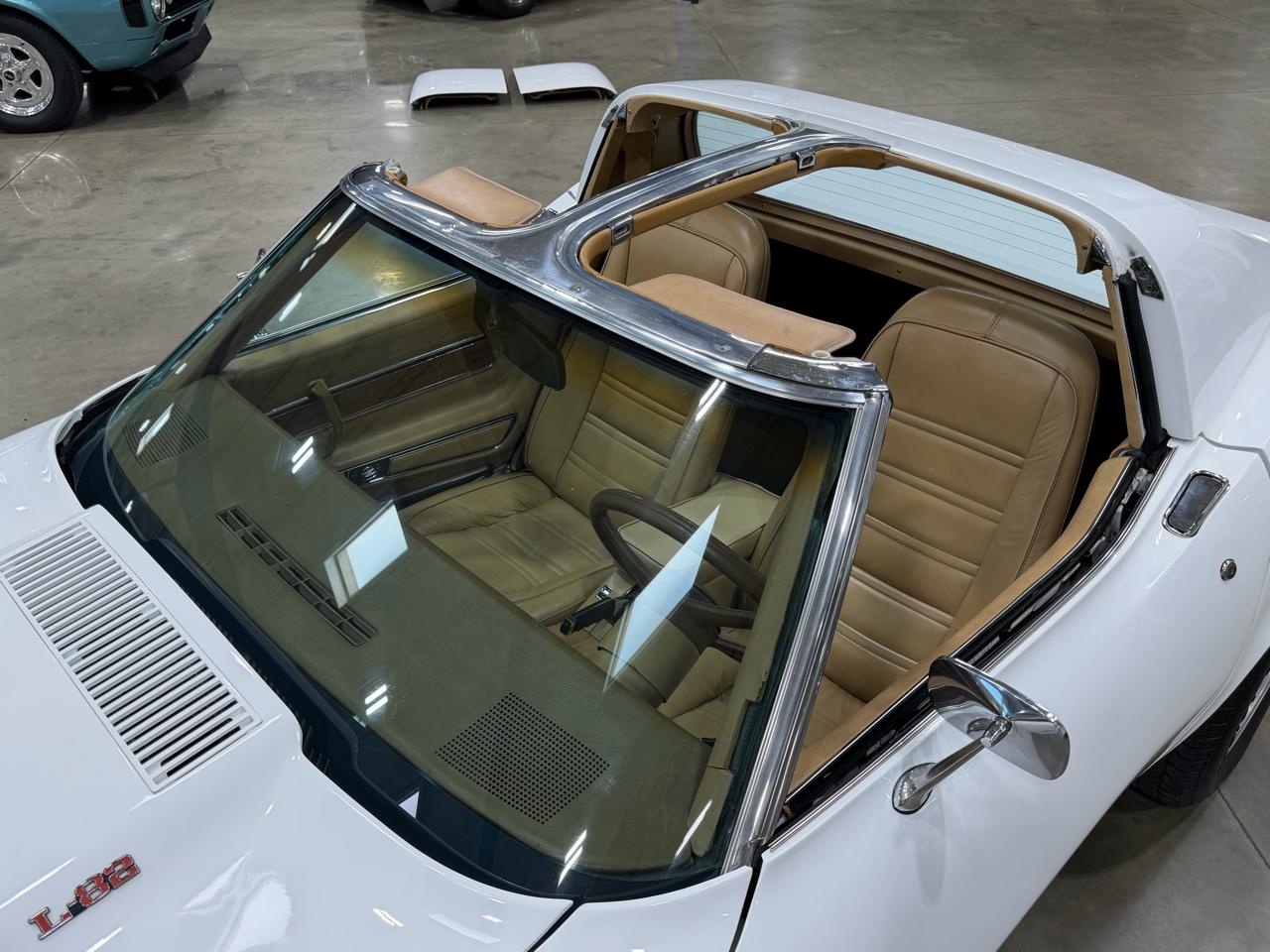 Chevrolet Corvette  1976