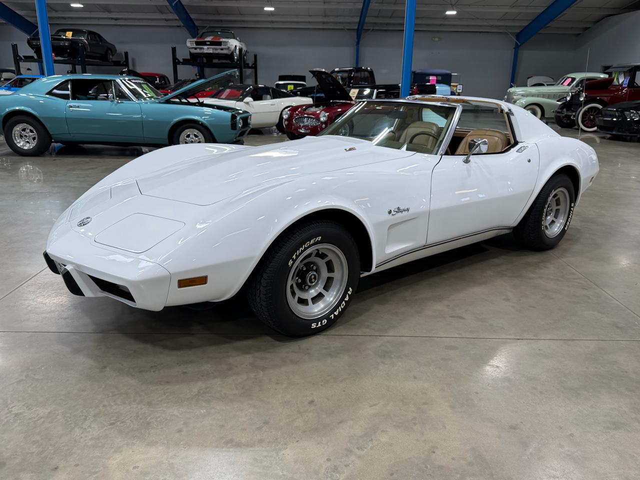 Chevrolet Corvette  1976