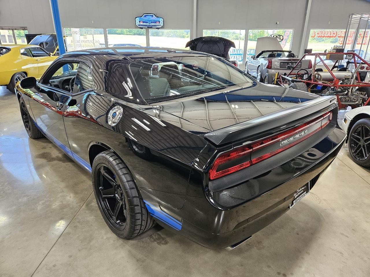 Dodge Challenger  2014