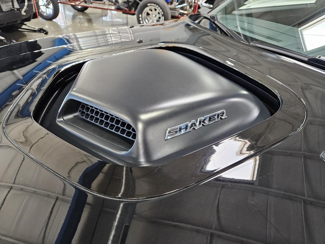 Dodge Challenger  2014