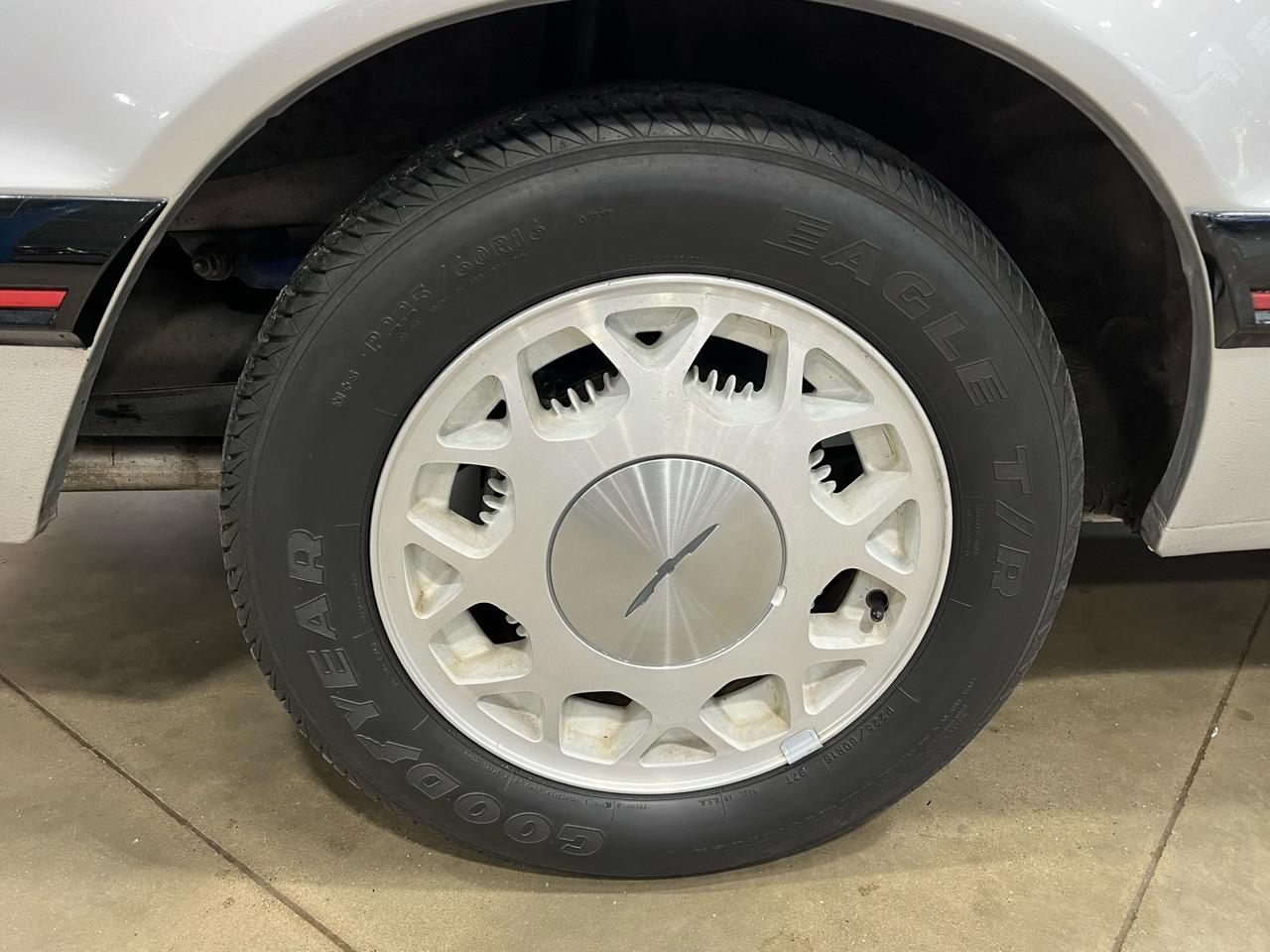 Ford Thunderbird  1987