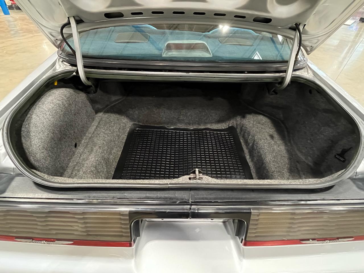 Ford Thunderbird  1987