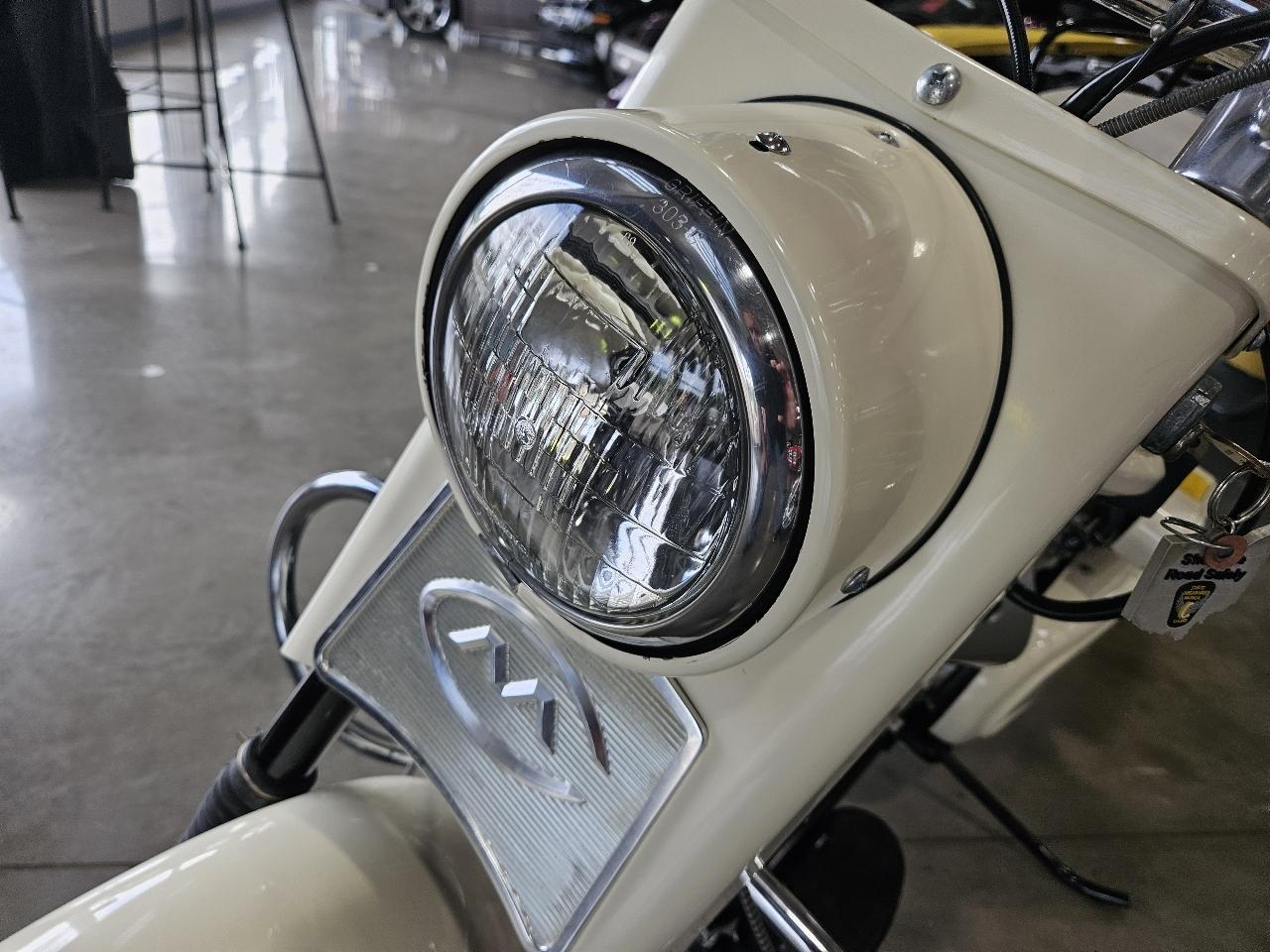 Cushman Scooter  1966