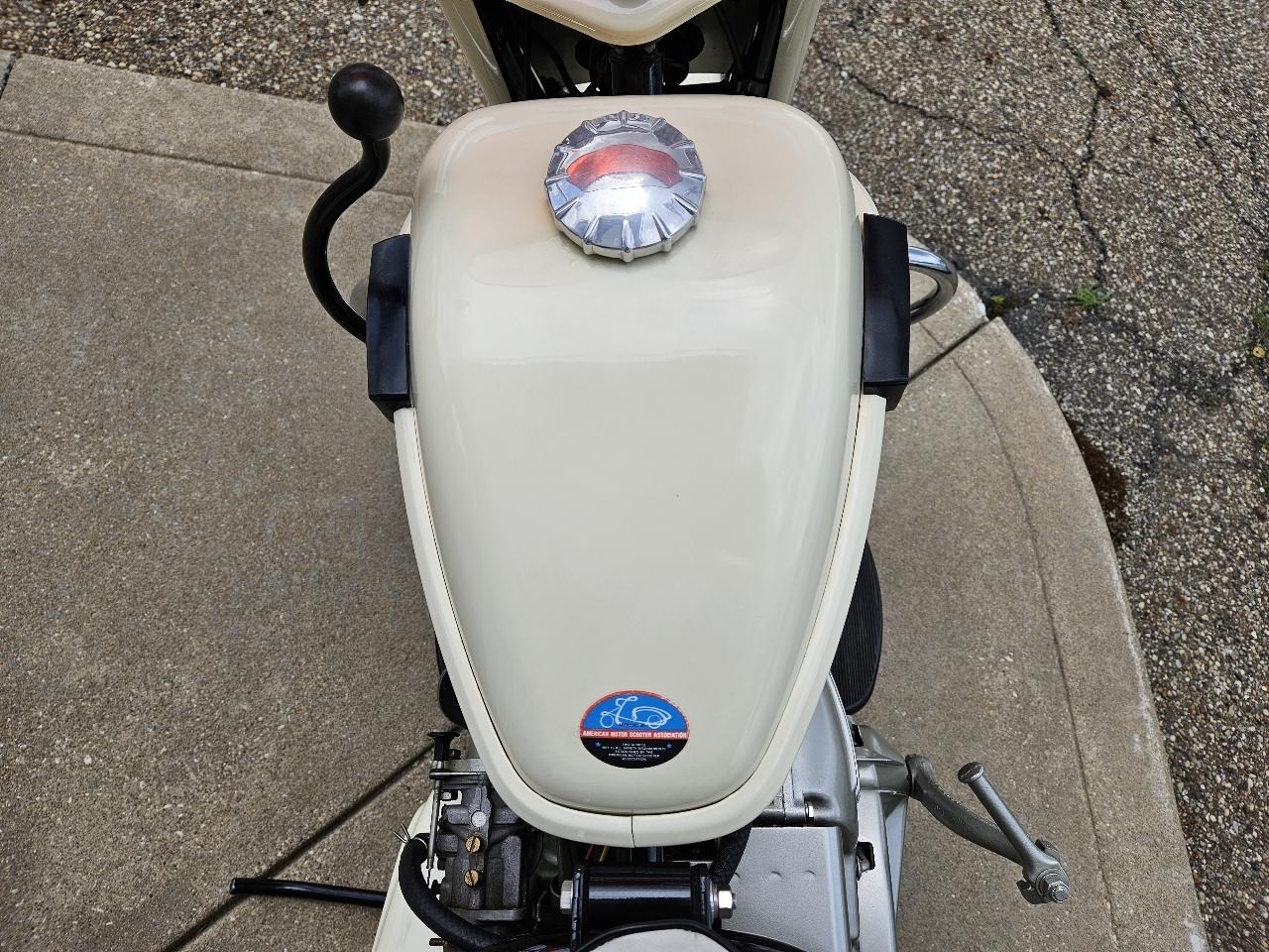 Cushman Scooter  1966