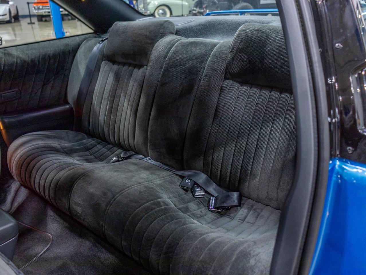 Pontiac Grand Prix 2dr Coupe SE 1992