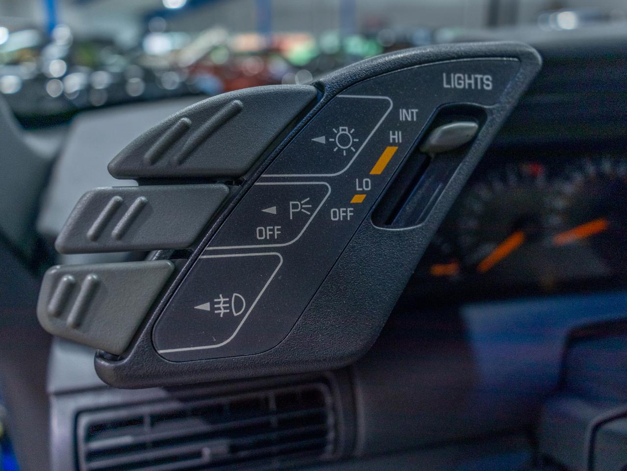 Pontiac Grand Prix 2dr Coupe SE 1992