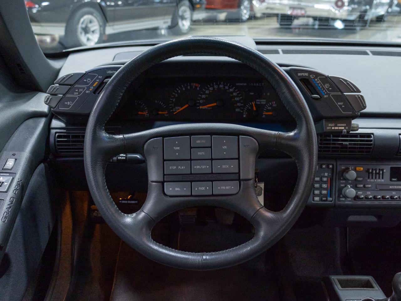 Pontiac Grand Prix 2dr Coupe SE 1992