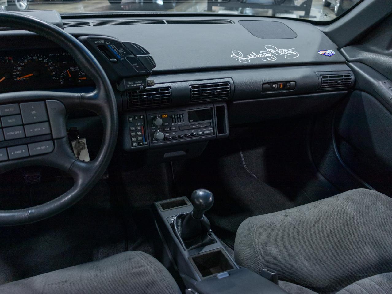 Pontiac Grand Prix 2dr Coupe SE 1992