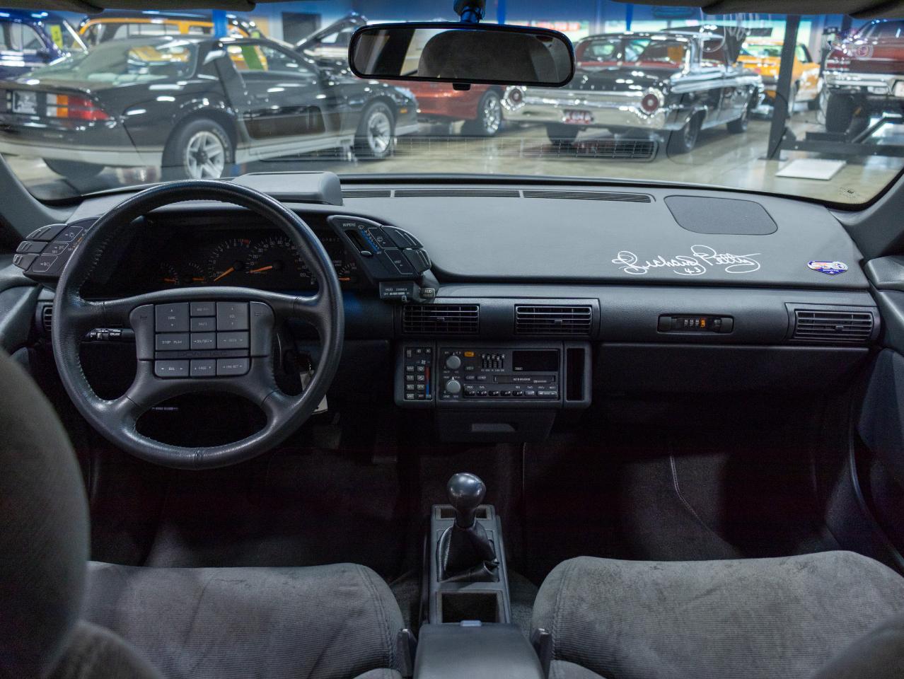 Pontiac Grand Prix 2dr Coupe SE 1992