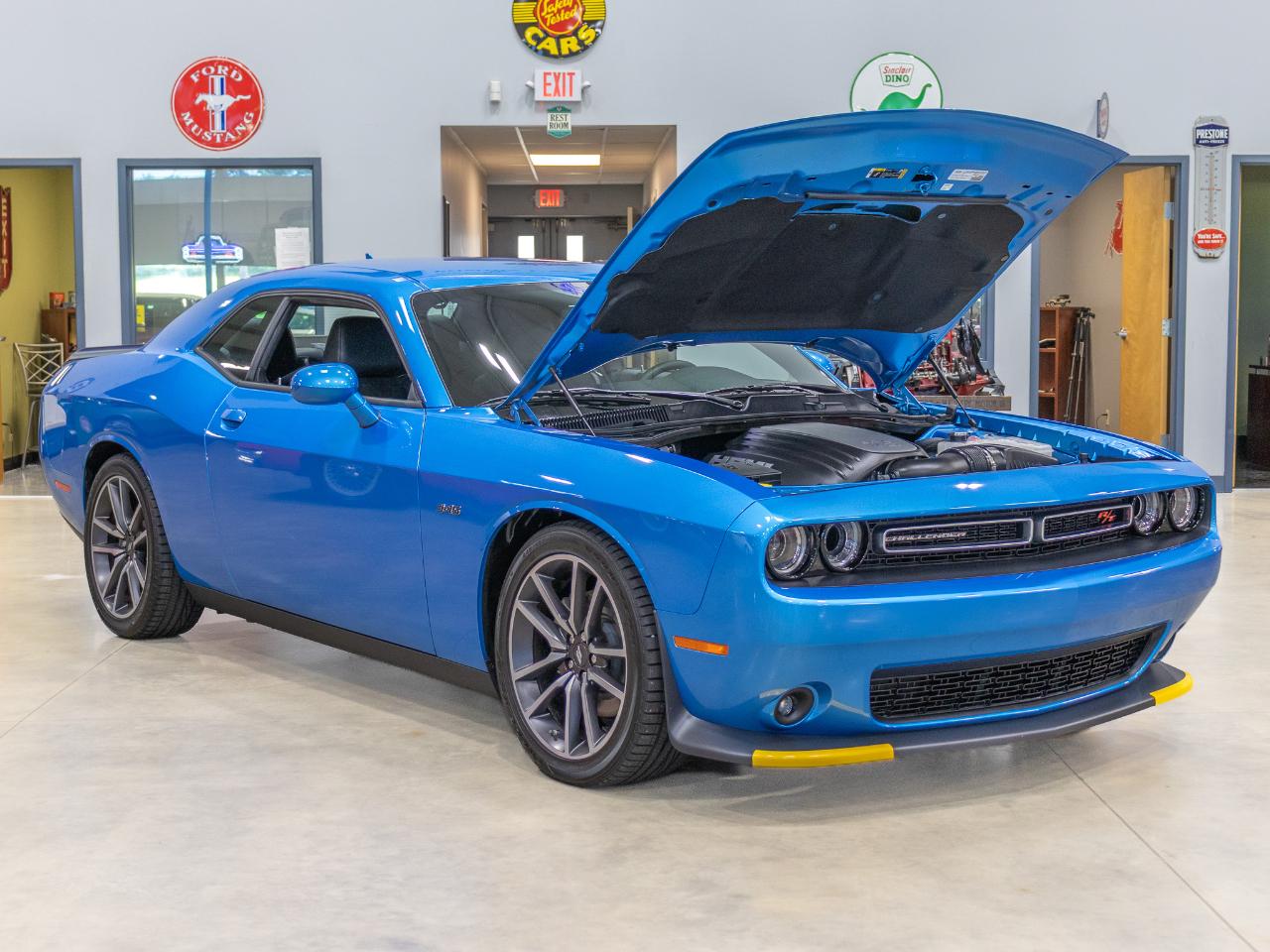 Dodge Challenger  2023