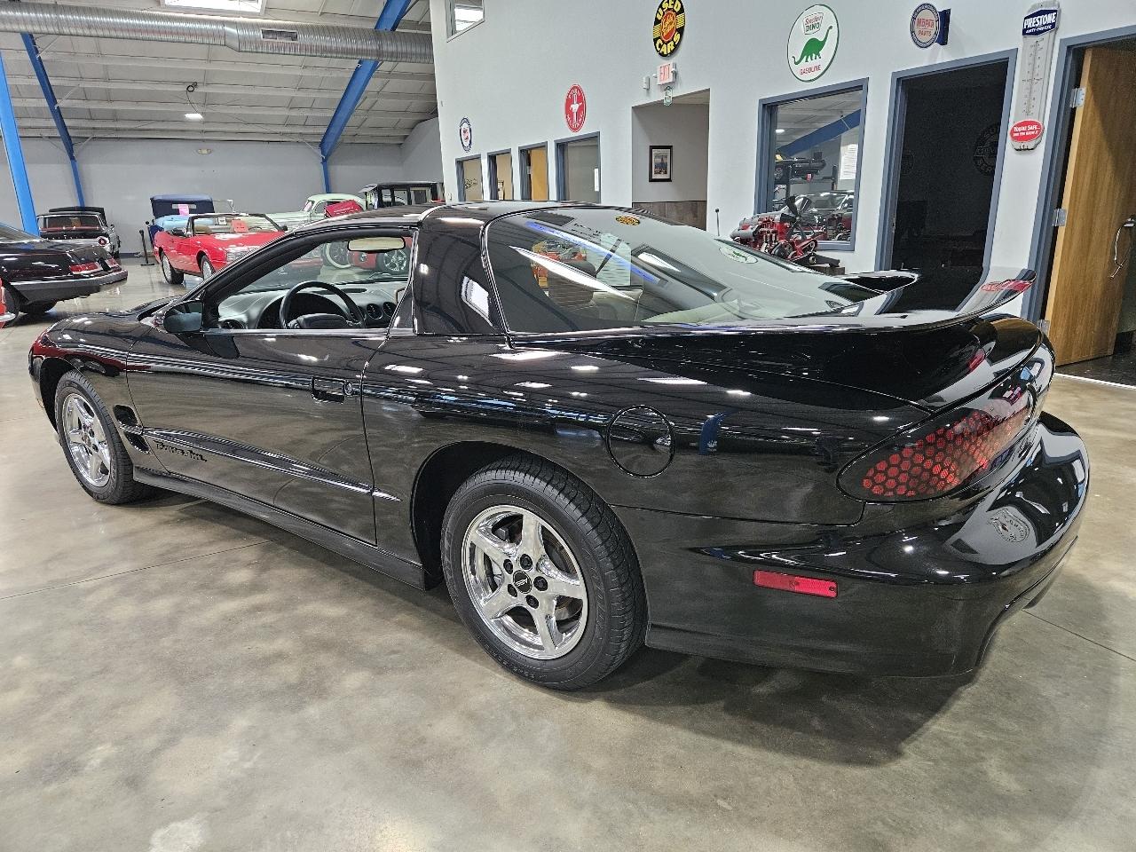 Pontiac Firebird Trans Am  1998