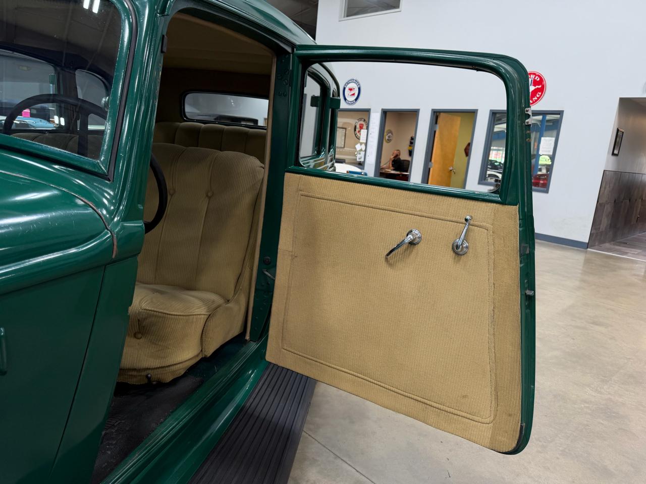 Plymouth PD  1933
