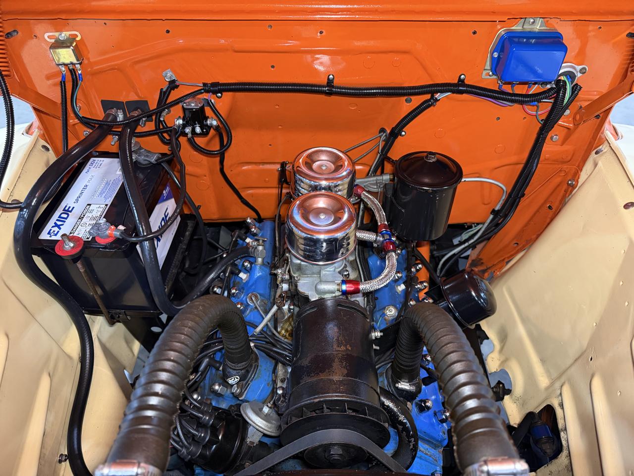 Ford 3/4 Ton Trucks  1952