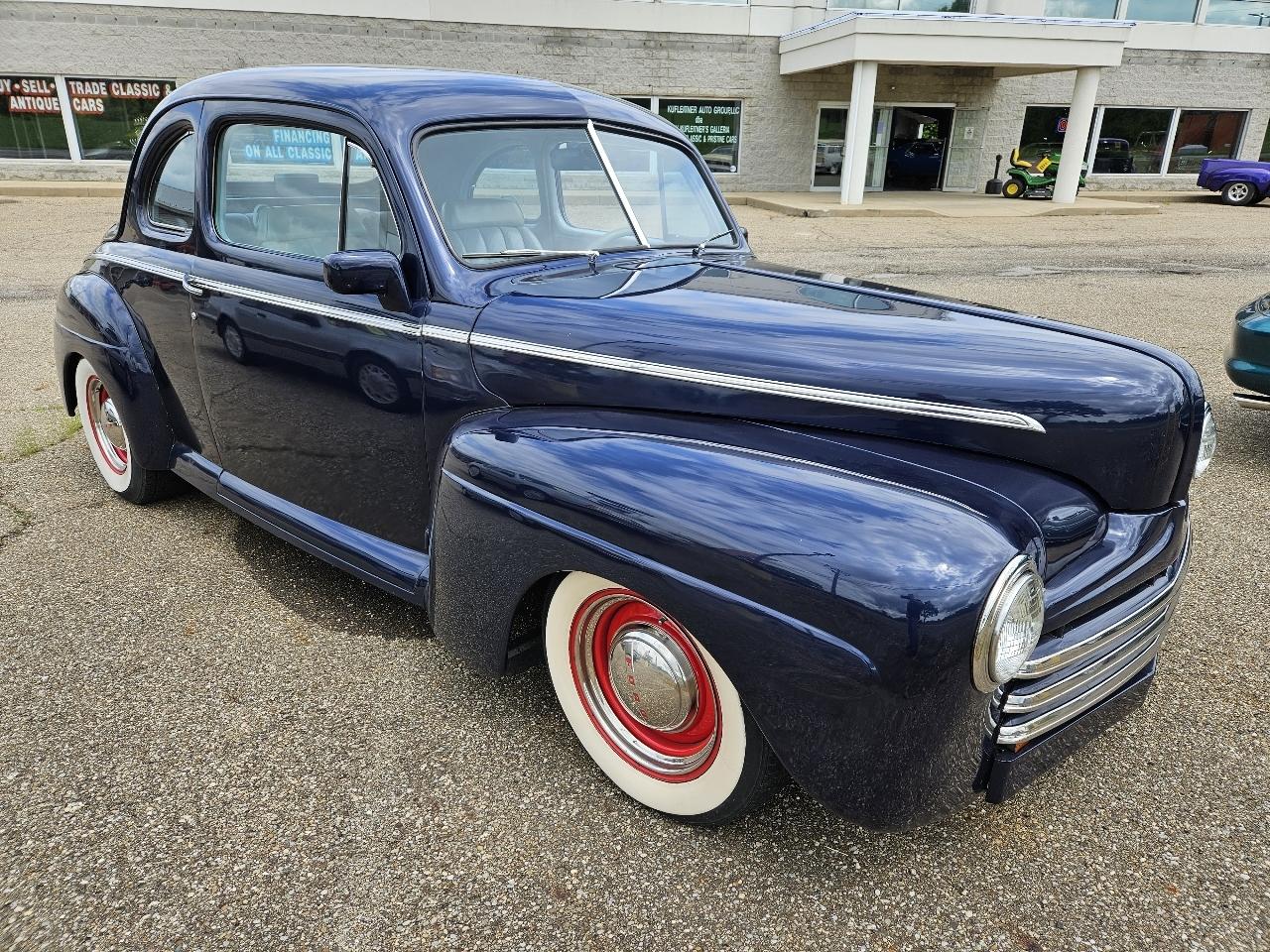 Ford 2 Door  1947