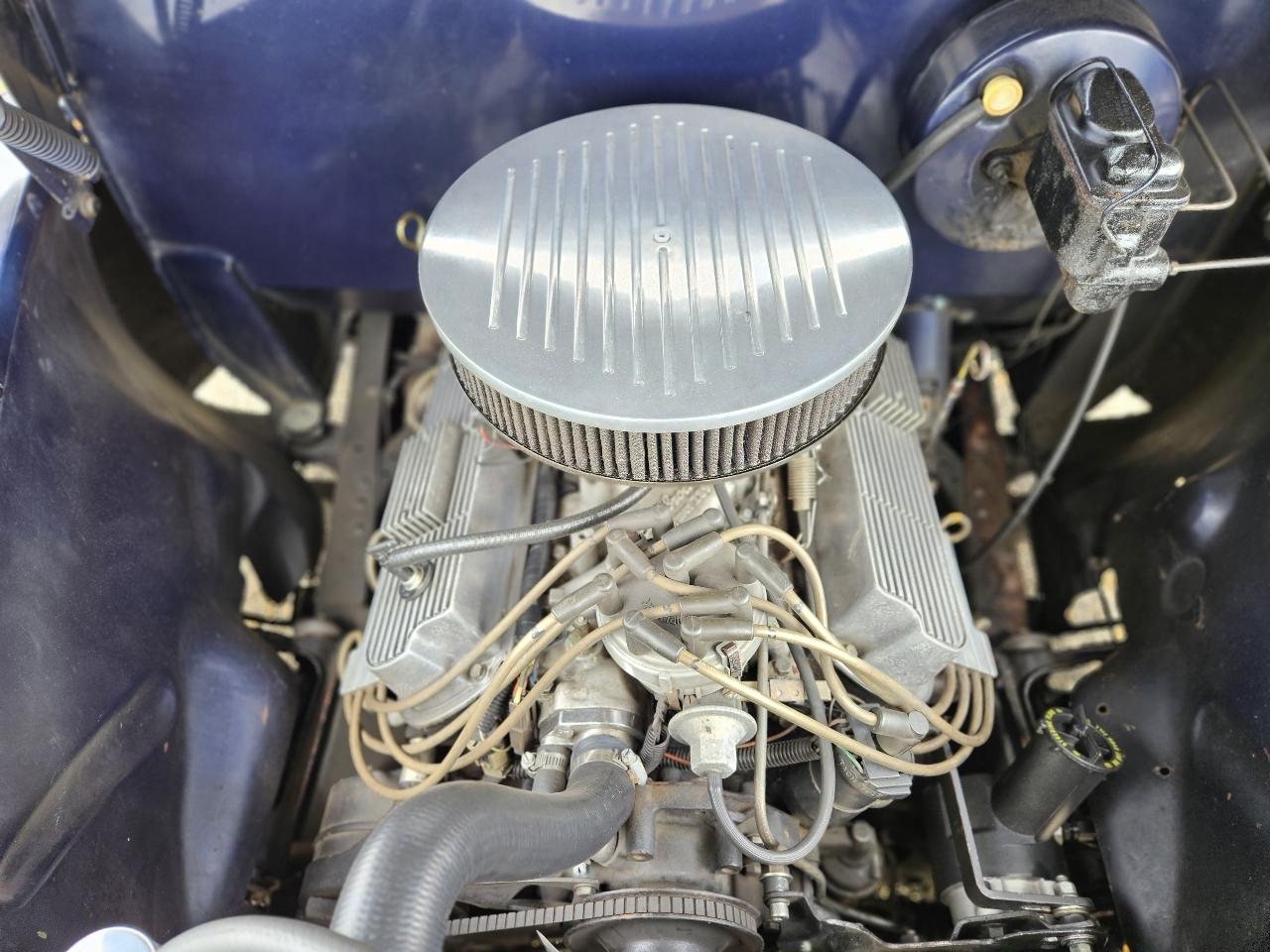 Ford 2 Door  1947