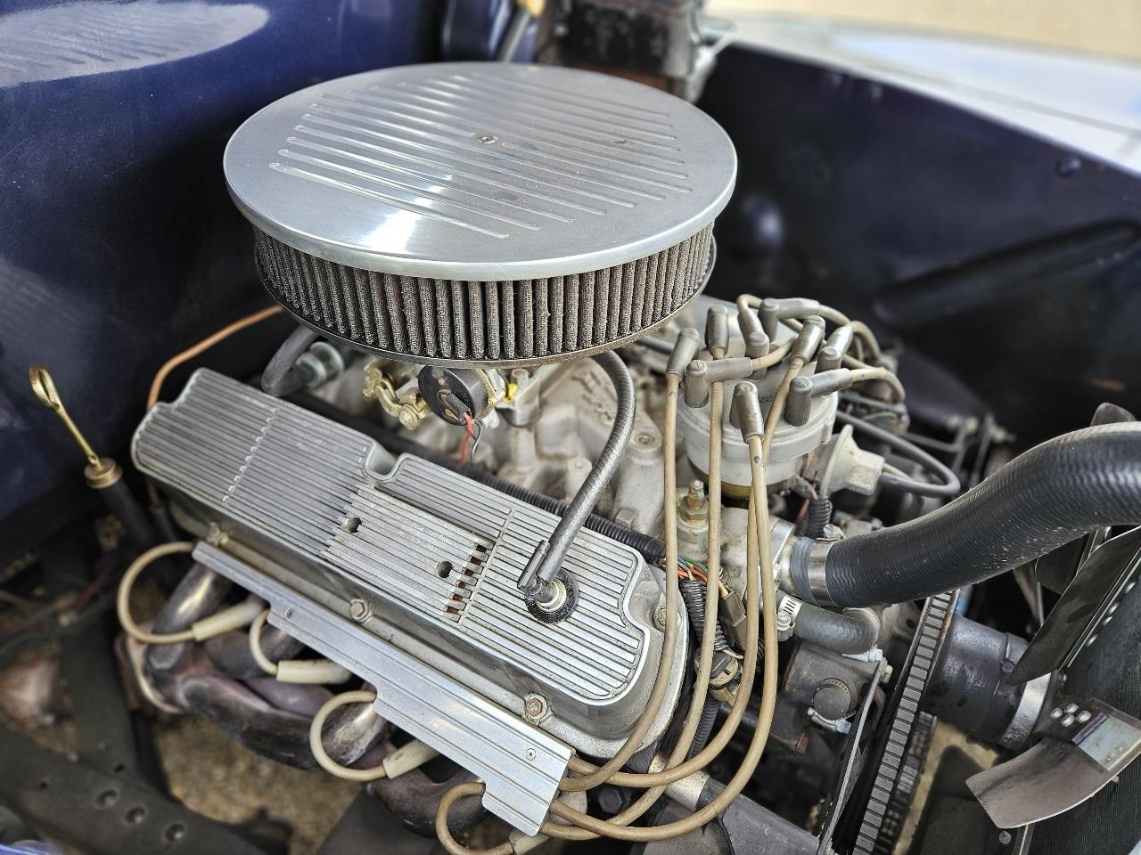 Ford 2 Door  1947
