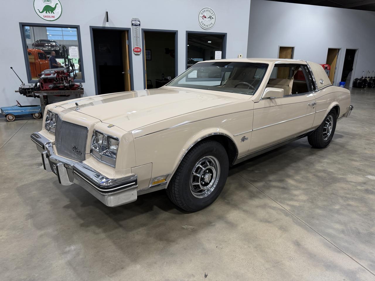 1985 Buick Riviera 