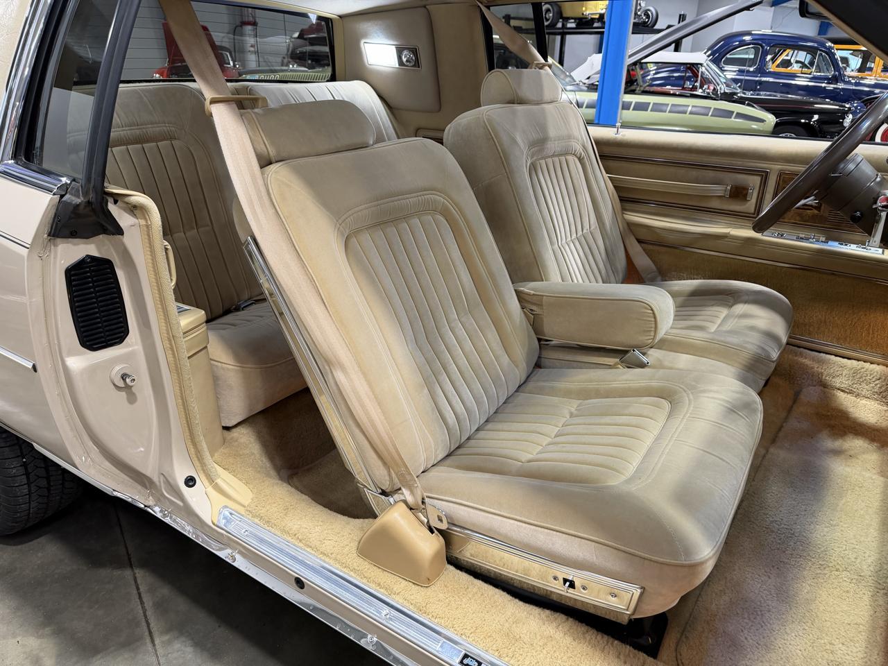 Buick Riviera  1985
