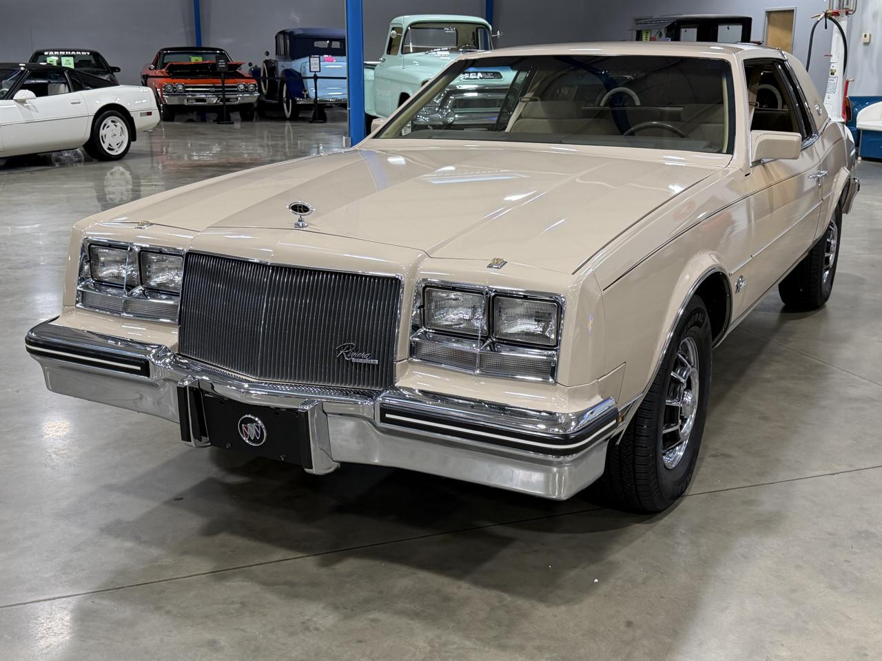 Buick Riviera  1985