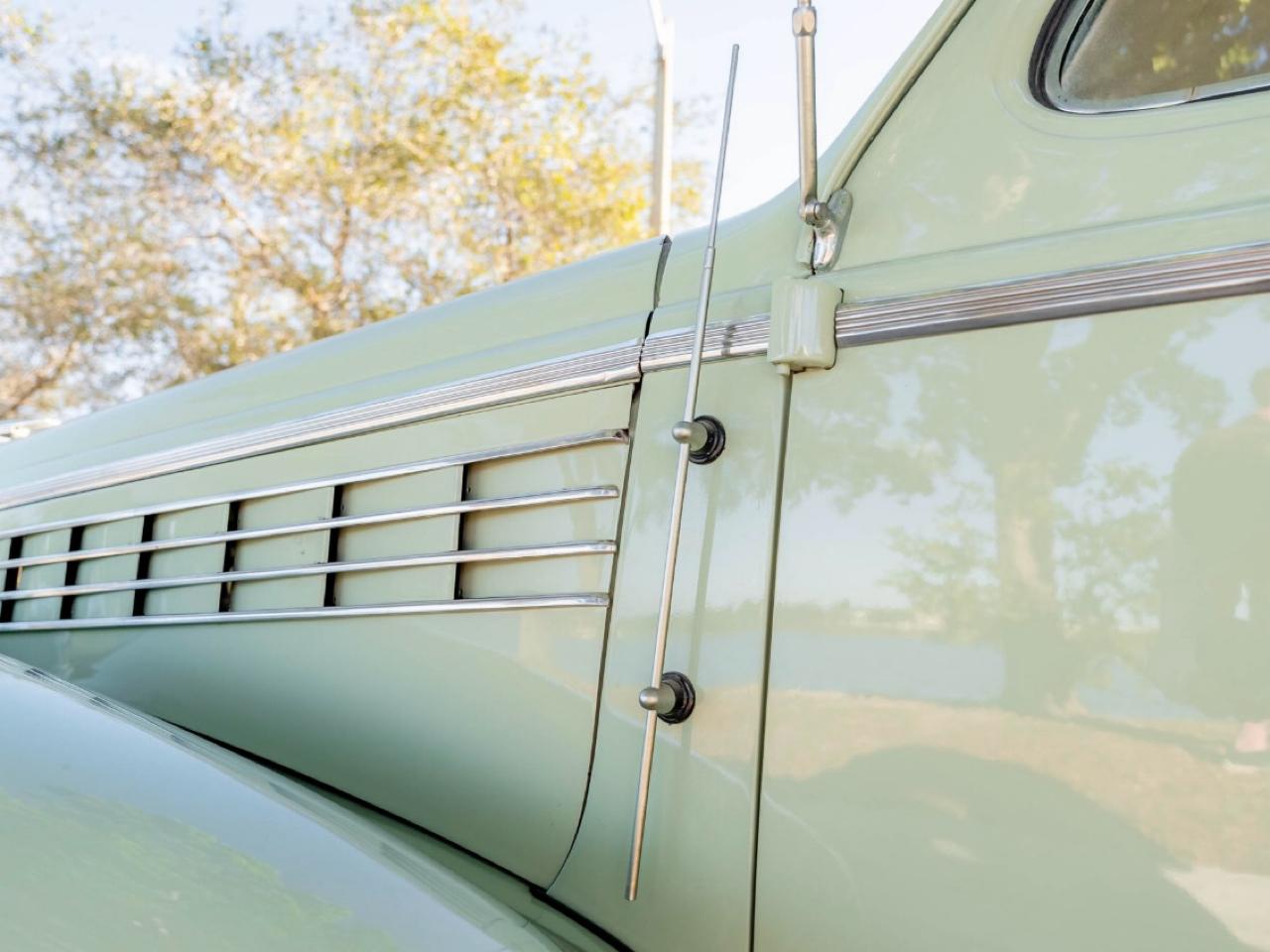 Cadillac LaSalle  1938