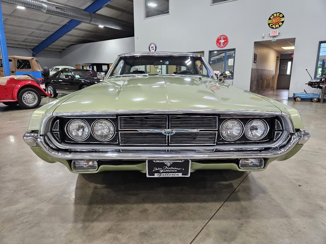 Ford Thunderbird  1969